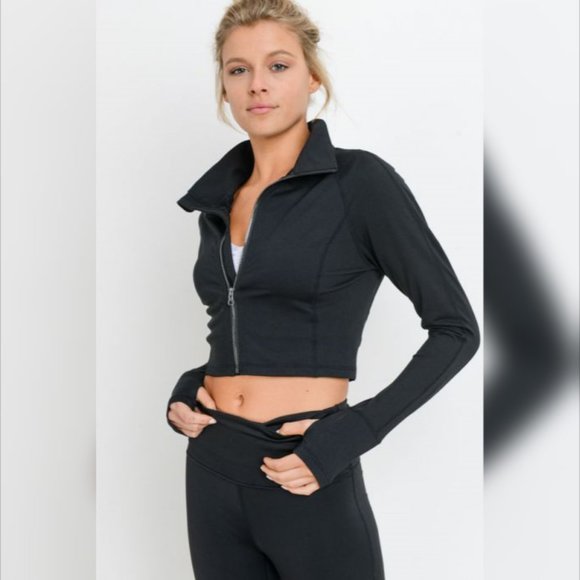 Zip-Up Crop Active Jacket with Thumbholes - Picture 6 of 7